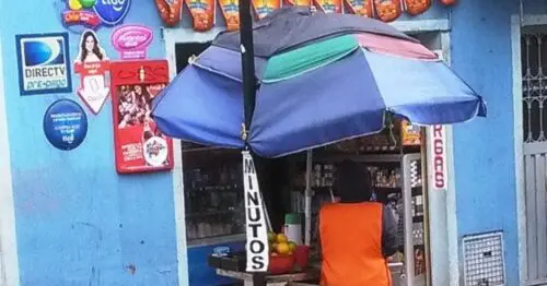 JUGO DE NARANJA Y MINUTOS JUGO DE NARANJA Y MINUTOS